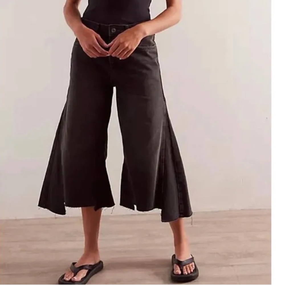 Free People Black Wide-Leg Flare Crop Jeans